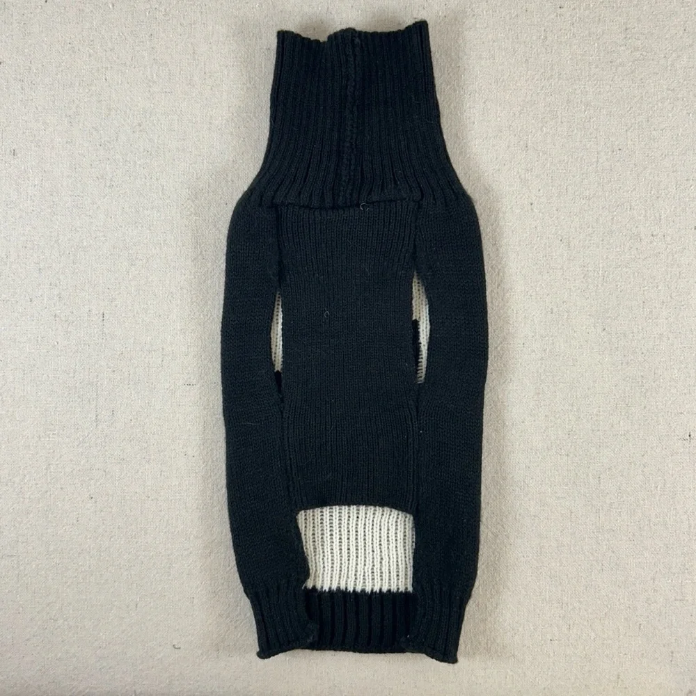 Skull & Crossbones Black & White Knit Dog Sweater